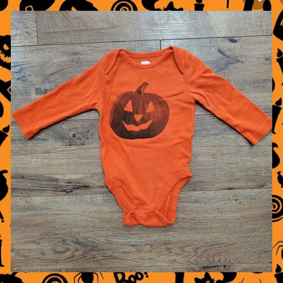 Old Navy Other - 🆕️ ••5/$25•• 🎃 ON 🎃 Jackolantern Onesie